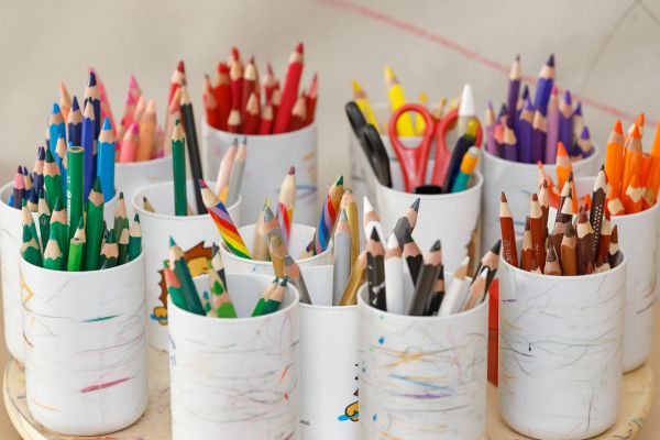 Fotografie: Buntstifte in verschiedenen Farben