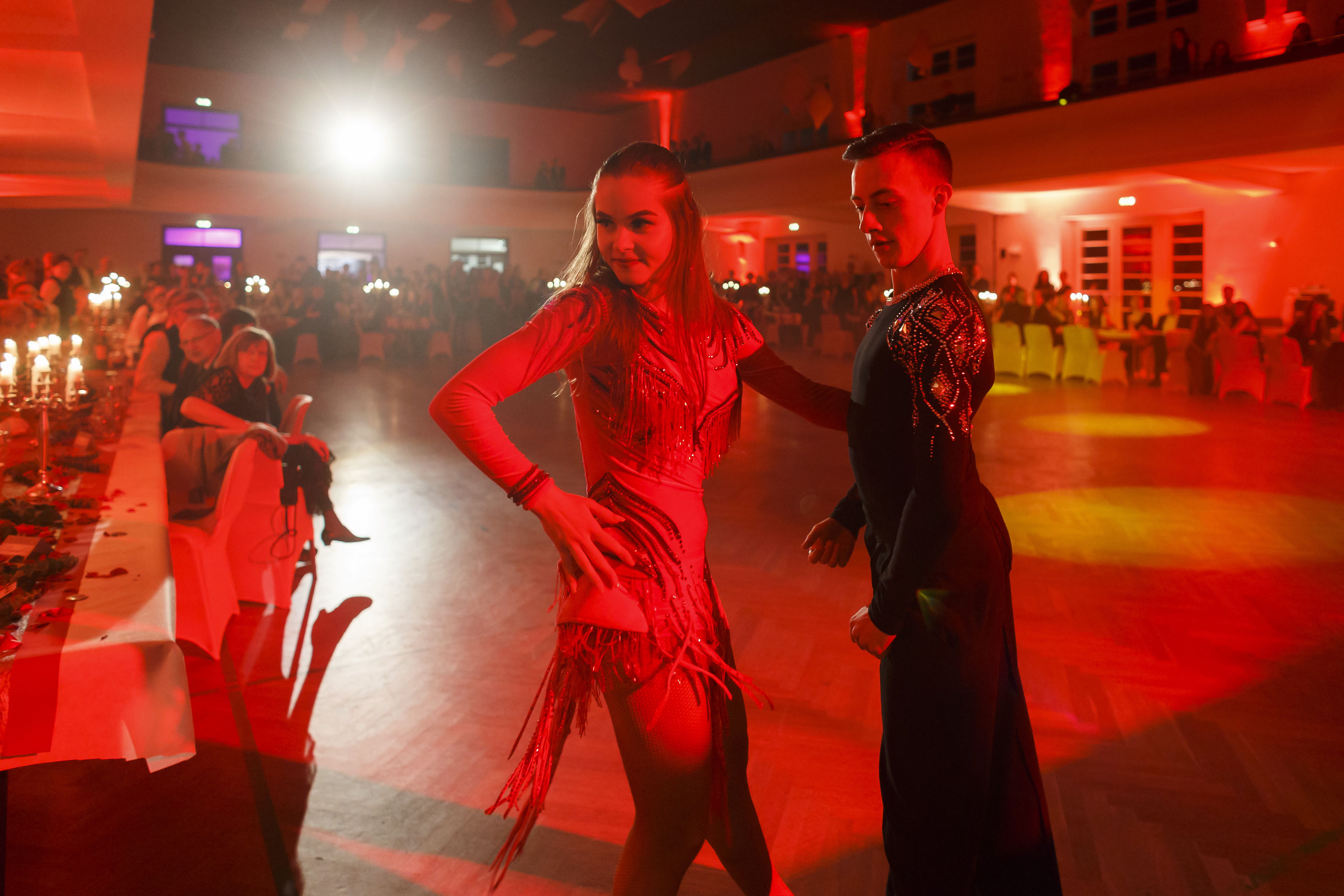 Tanzball Casino Royale Auswahl 18