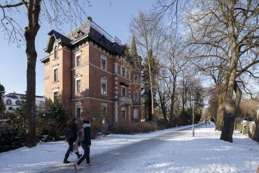 Fotografie: Prebrunnallee mit Villengrundstück