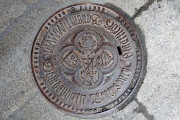 Kanaldeckel - Dombauhütte Motiv 1 