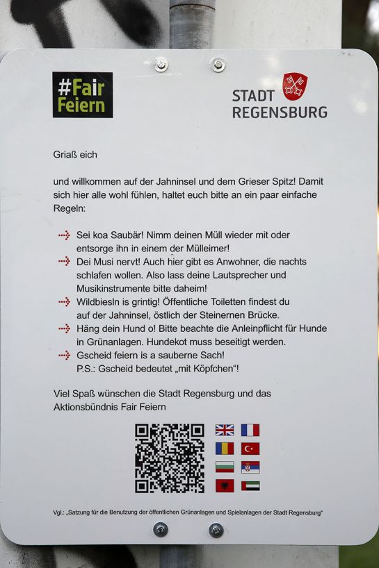 Fair Feiern - Neue Schilder Jahninsel ©Bilddokumentation Stadt Regensburg Fair Feiern - Neue Schilder Jahninsel (C) Bilddokumentation Stadt Regensburg
