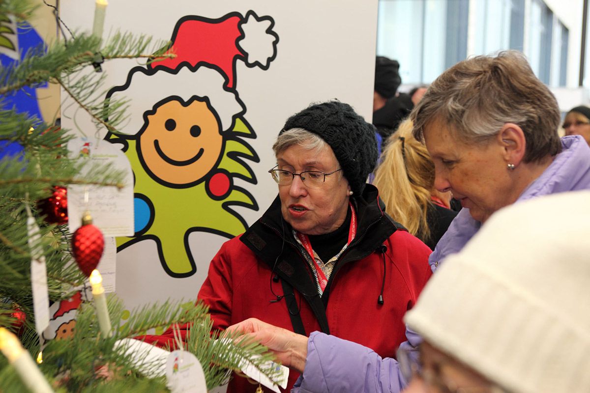 Kinderbaum 2012 - Amerikanische Gäste