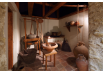 Ausstellungsstücke einer historischen Küche (C) Bilddokumentation Stadt Regensburg