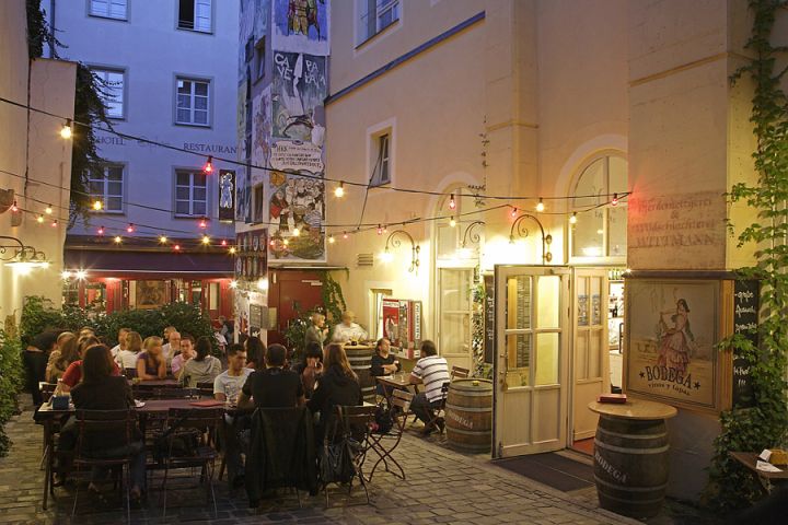 Restaurants In Der Nähe Von Regensburg Stadt Regensburg - Wirtschaftsstandort - Altstadt und Einzelhandel