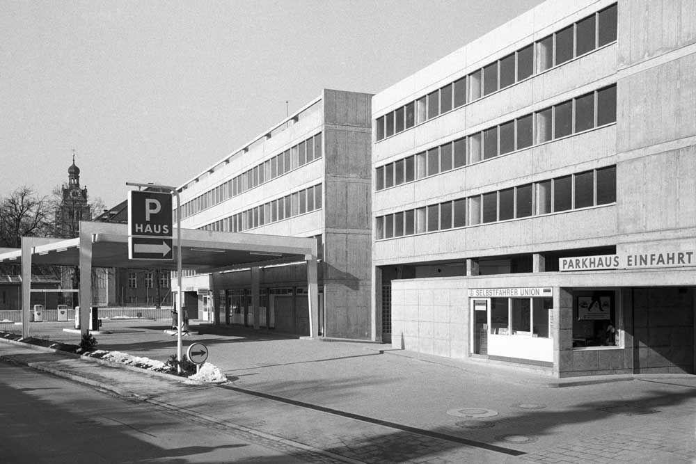 Parkhaus Petersweg