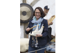 Archiv - Denkmaltag 2019 - Bürgermeisterin Gertrud Maltz-Schwarzfischer im Bajuwarenhaus (C) Bilddokumentation Stadt Regensburg