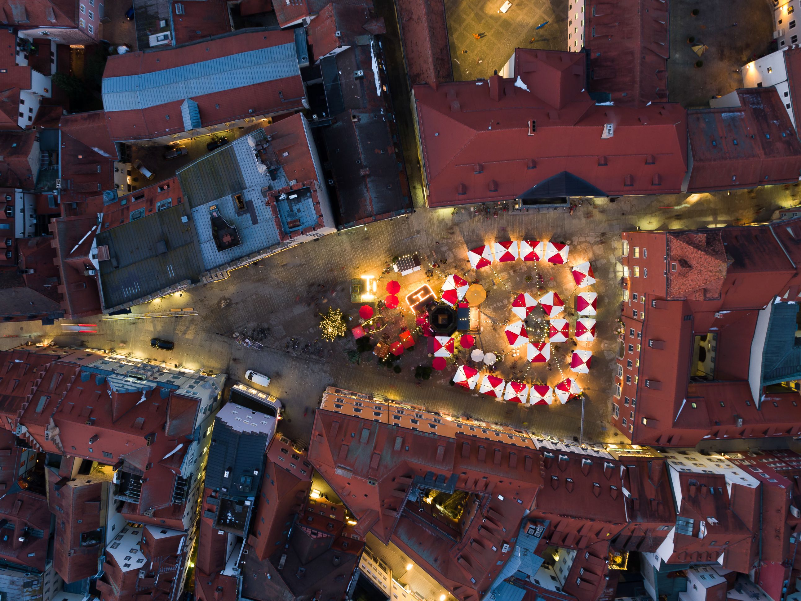 Fotografie: Alle Jahre wieder – Lukreziamarkt in der Vorweihnachtszeit