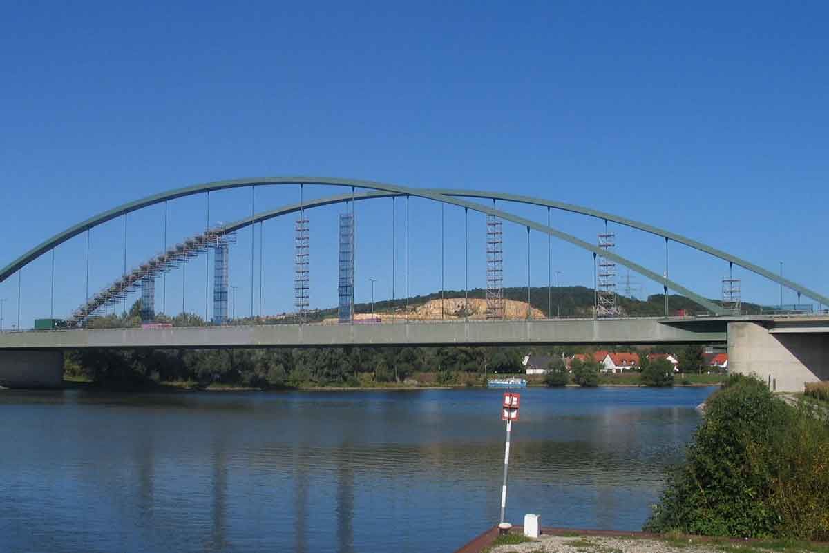 Schwabelweiser Donaubrücke