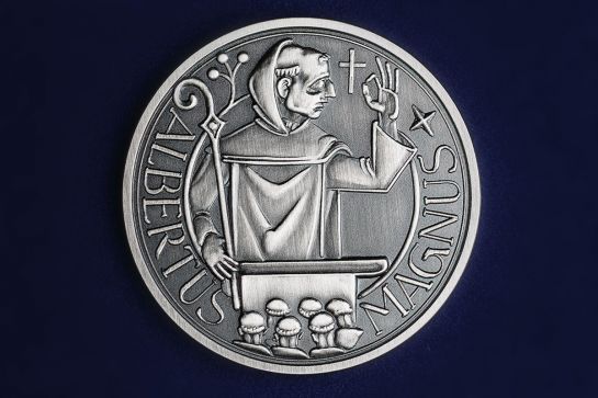 Albertus-Magnus-Medaille (C) Bilddokumentation Stadt Regensburg