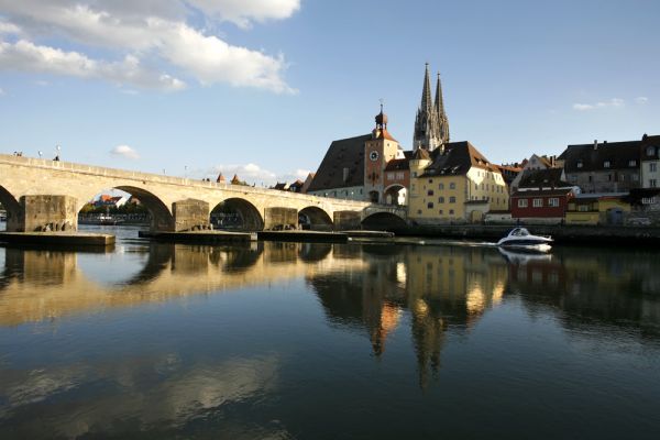 Donauansicht Stadt am Fluss
