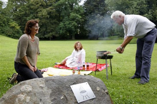 Grillen ist in Regensburger Grünanlagen in ausgezeichneten Flächen erlaubt