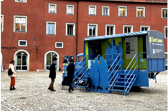 Ein Lastwagen als Ausstellunsort - Mobile Ausstellung in Regensburg #lastseen
