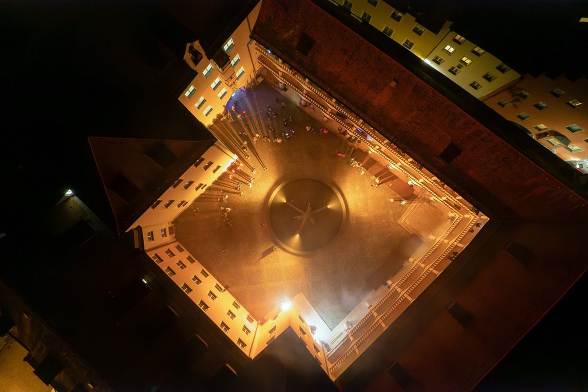 Fotografie - Impression Relight: Innenhof Thon Dittmer Palais