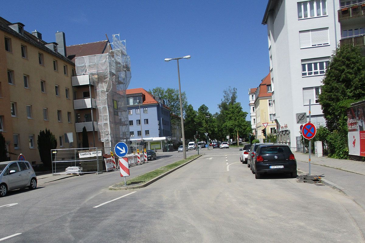 Lessingstraße - bei der Kreuzung Prüfingerstraße