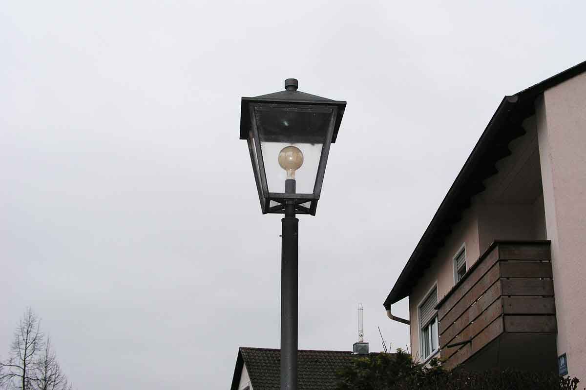 Straßenbeleuchtung - Quecksilberdampflampe