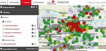 Screenshot: Barrierefreie Orte und Behindertenparkplätze werden im Geoportal angezeigt.
