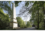 Fotografie - Obelisk in der Fürst-Anselm-Allee